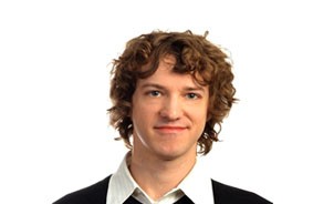Crowe final headshot